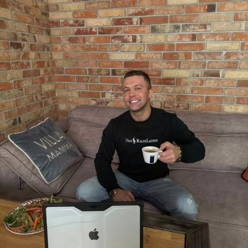 Strefa chillout i foyer dla gości weselnych w Villa Mamma