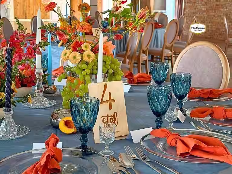 Wedding table decoration with custom number – alternative wedding venue Warsaw Villa Mamma Nadarzyn